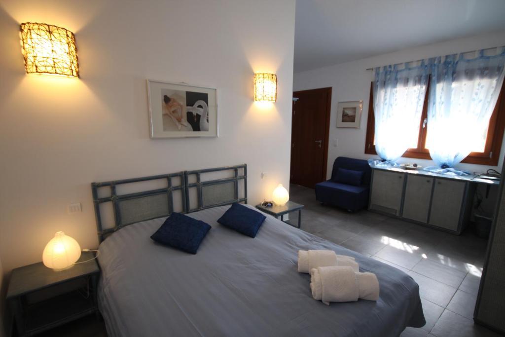 Poisson Rouge Hotel Bonifacio  Quarto foto